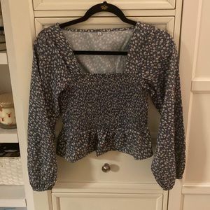 Green long sleeve cropped blouse